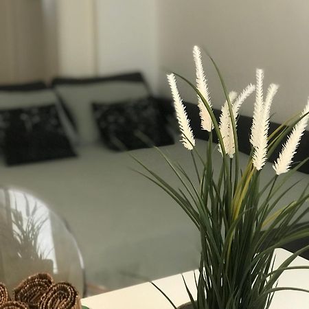 Interno4Home: In Centro Storico Con Posto Auto 페라라 외부 사진