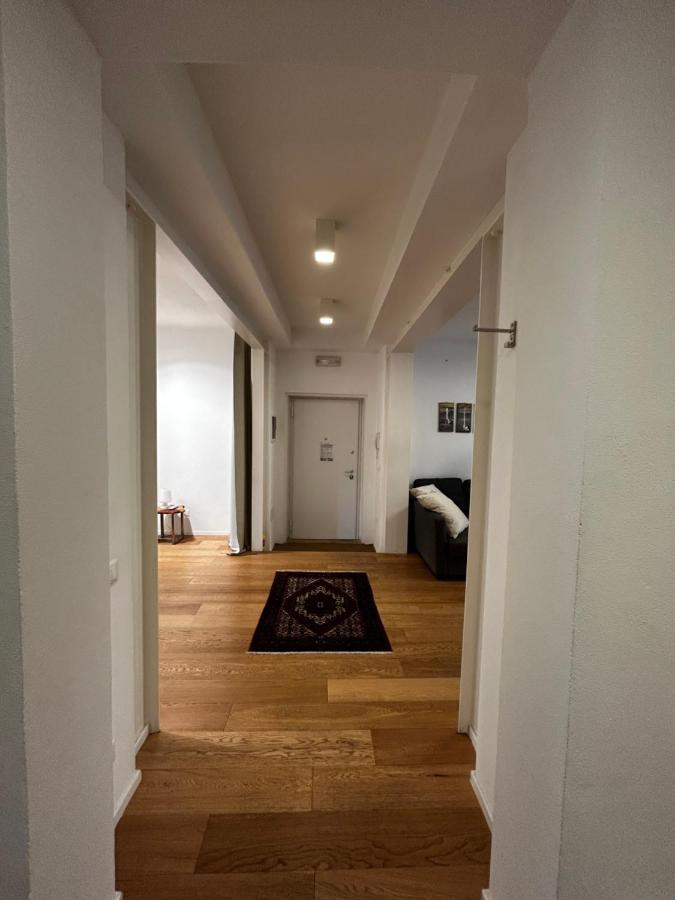 Interno4Home: In Centro Storico Con Posto Auto 페라라 외부 사진
