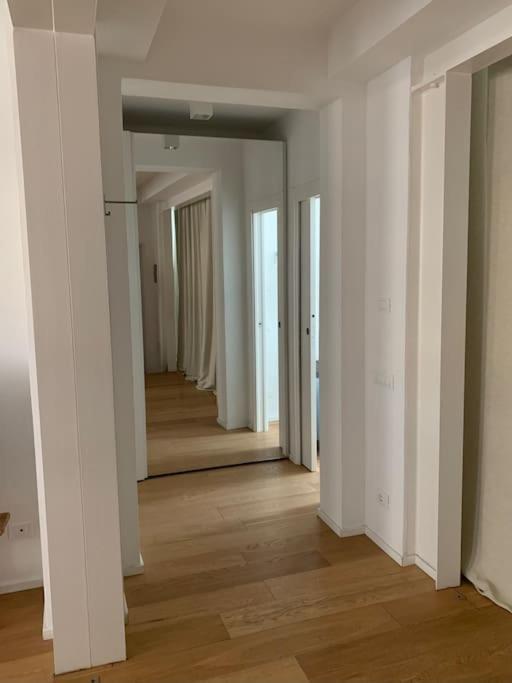 Interno4Home: In Centro Storico Con Posto Auto 페라라 외부 사진