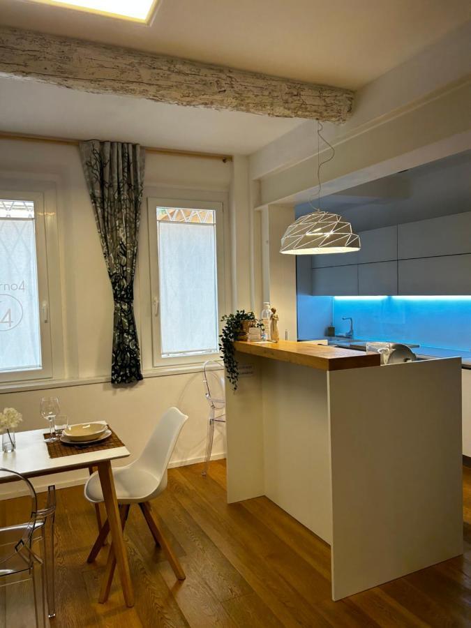 Interno4Home: In Centro Storico Con Posto Auto 페라라 외부 사진